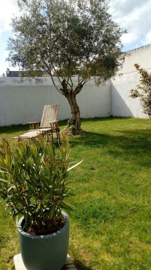 Au Gré Des Vents Bed & Breakfast *